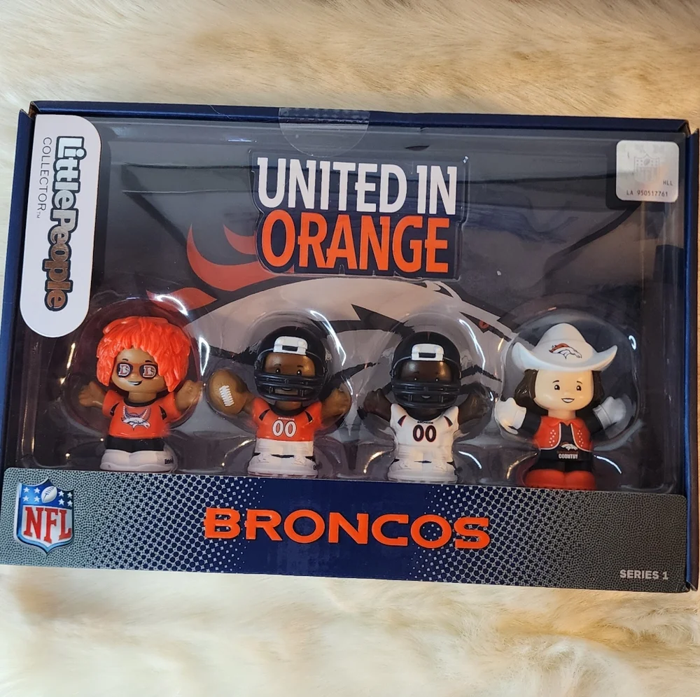 Fisher-Price Little People Collector x NFL Denver Broncos Set.
